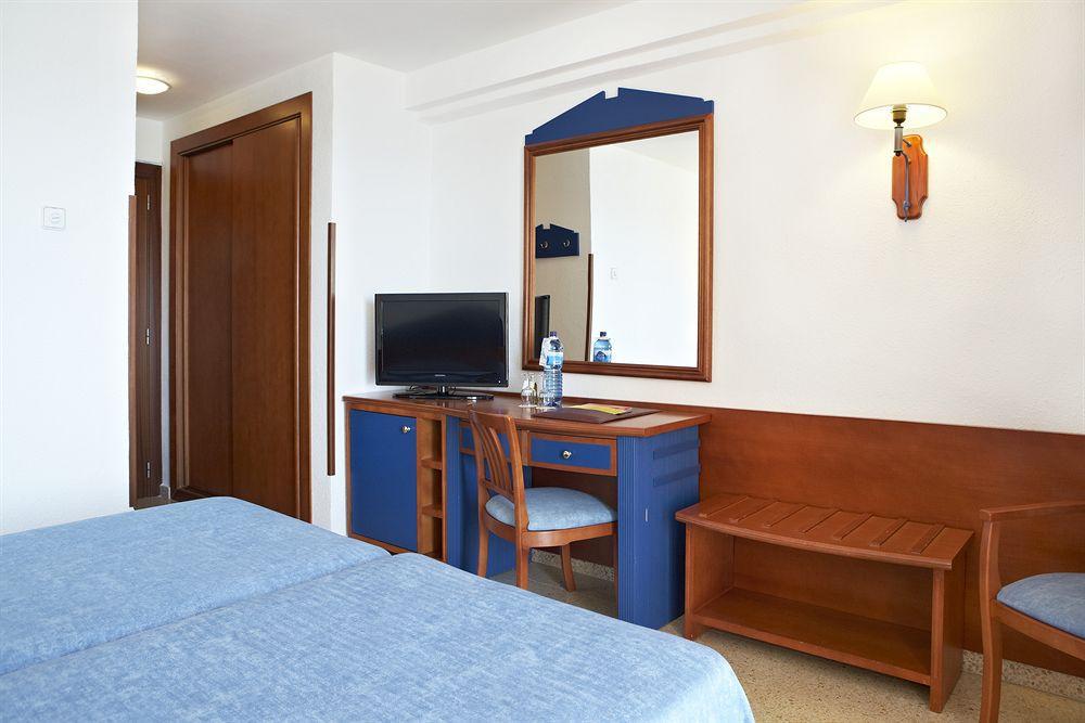 Universal Hotel Romantica Colonia de Sant Jordi Exterior photo