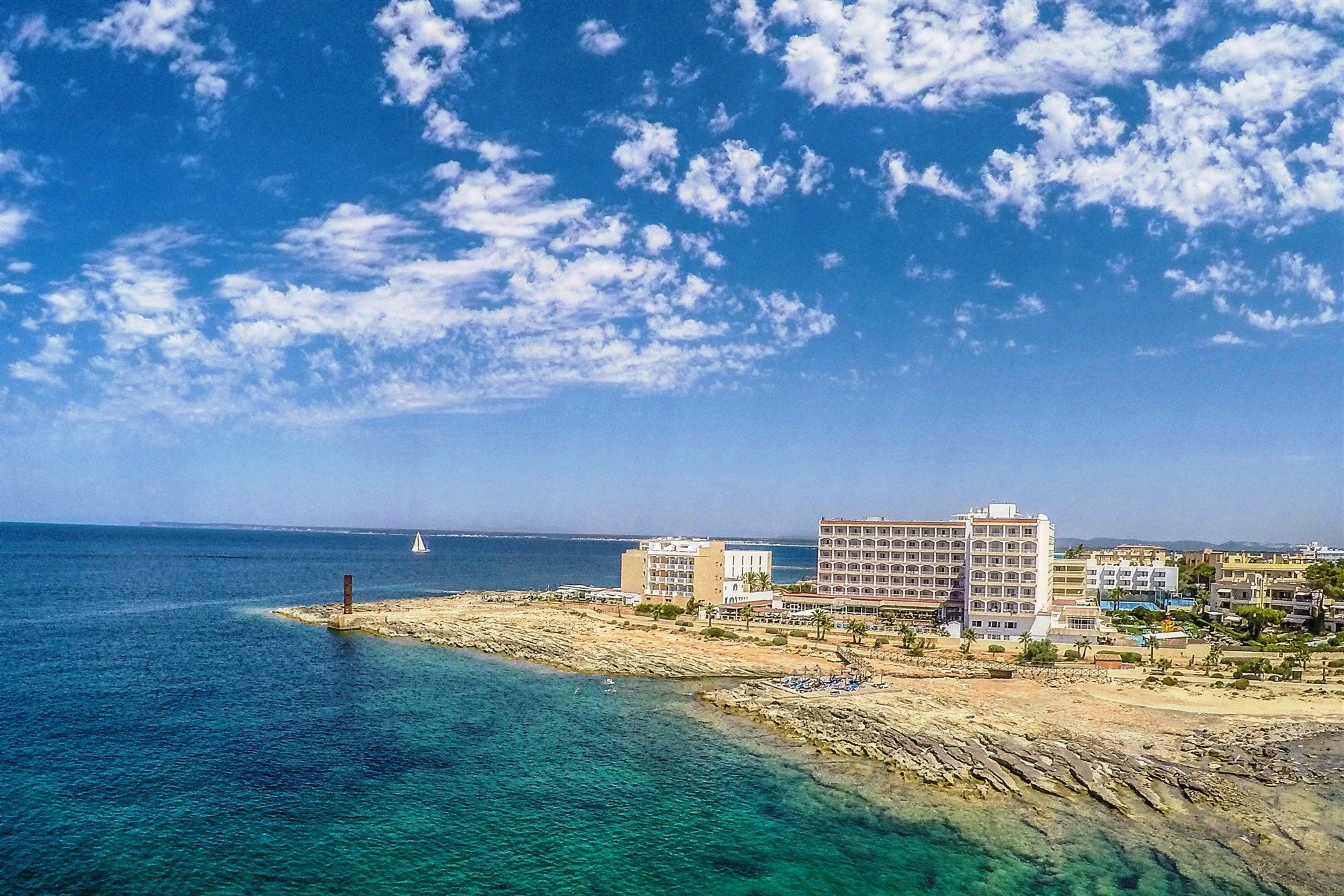 Universal Hotel Romantica Colonia de Sant Jordi Exterior photo